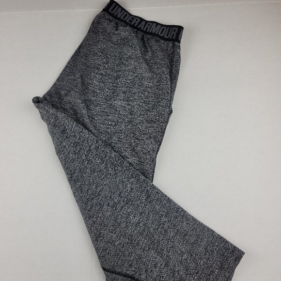 Under Armour HeatGear Gray Capri Pants Loose Fit Size M - Picture 1 of 4
